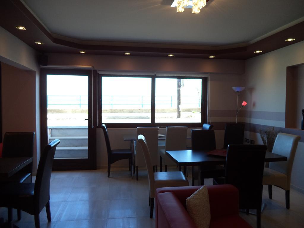 Antonios Rooms Akrata Dış mekan fotoğraf